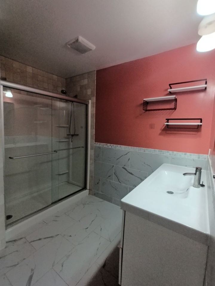 1025 Kelsey Ave - Photo 7 of 27