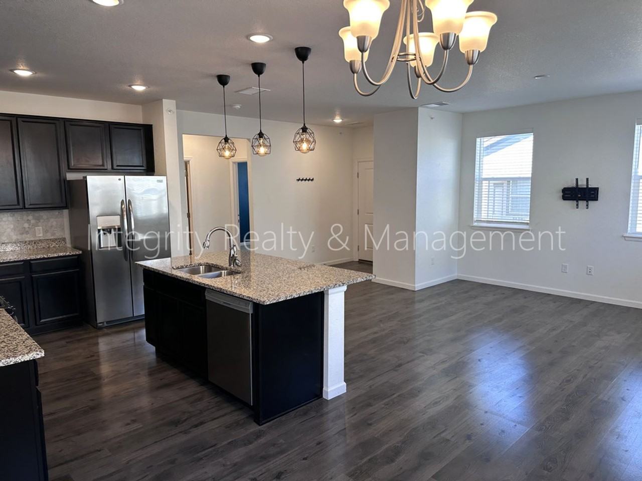 4644 Copeland Loop #203 - Photo 7 of 26