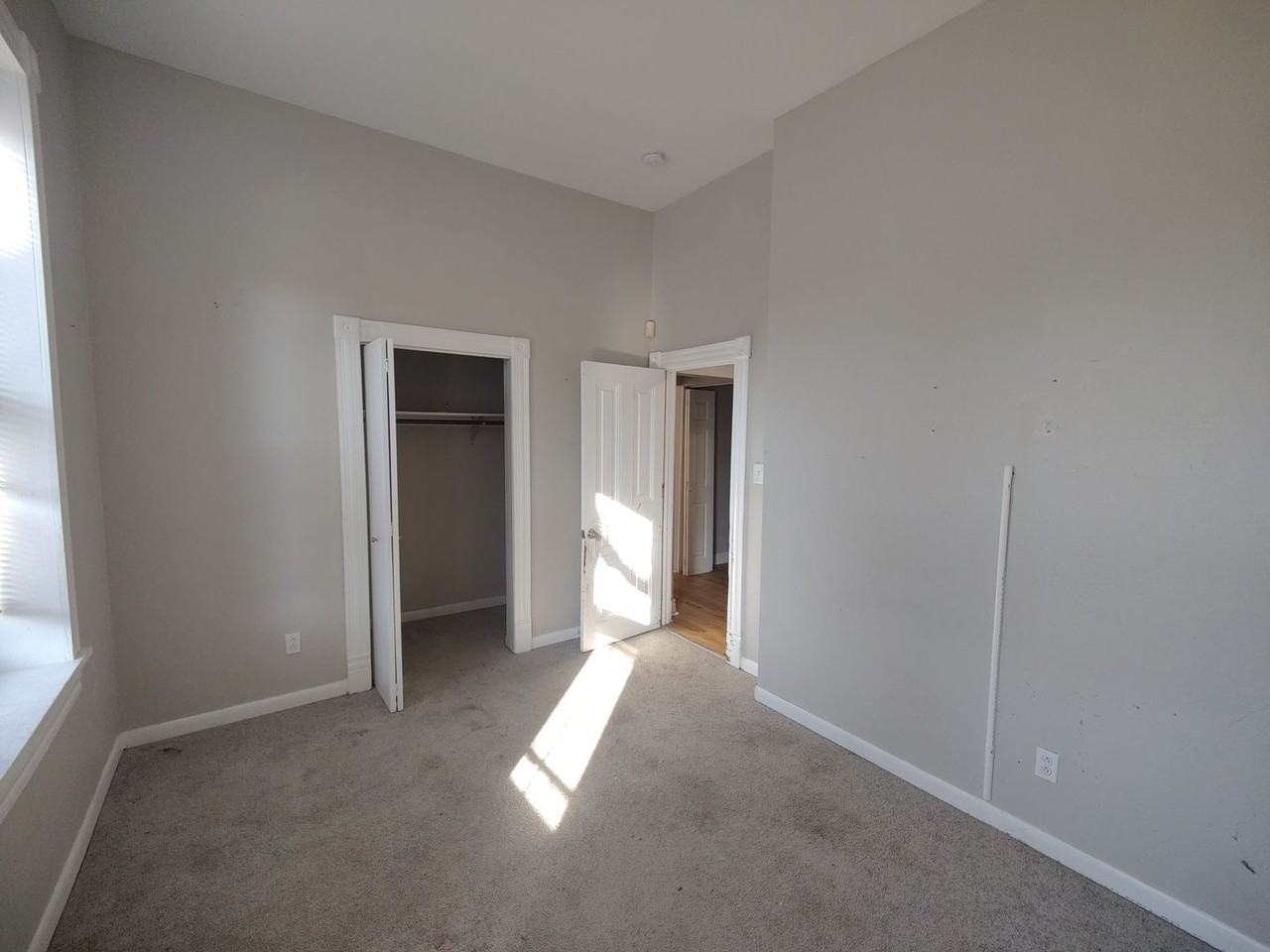 2220 S. 9TH ST - Photo 7 of 21