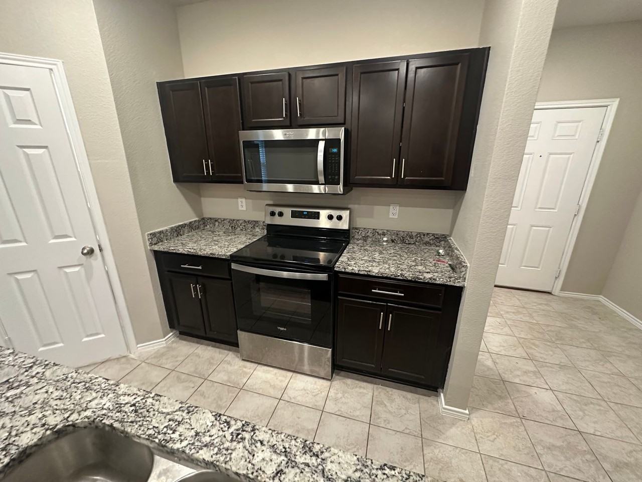 5108 Karen Green Dr - Photo 3 of 22