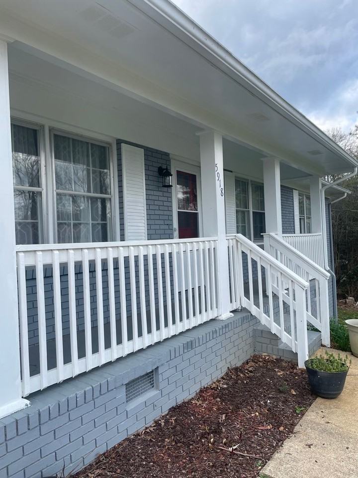 5918 Medders St - Photo 3 of 22