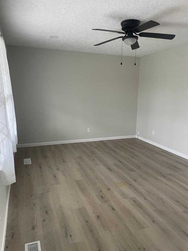 5918 Medders St - Photo 5 of 22