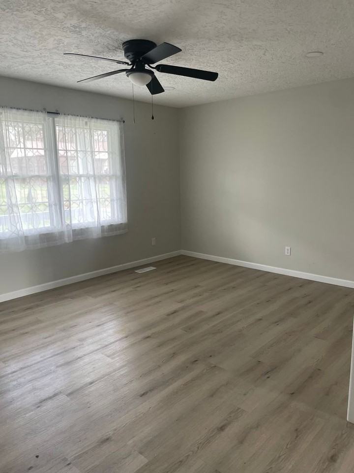 5918 Medders St - Photo 6 of 22