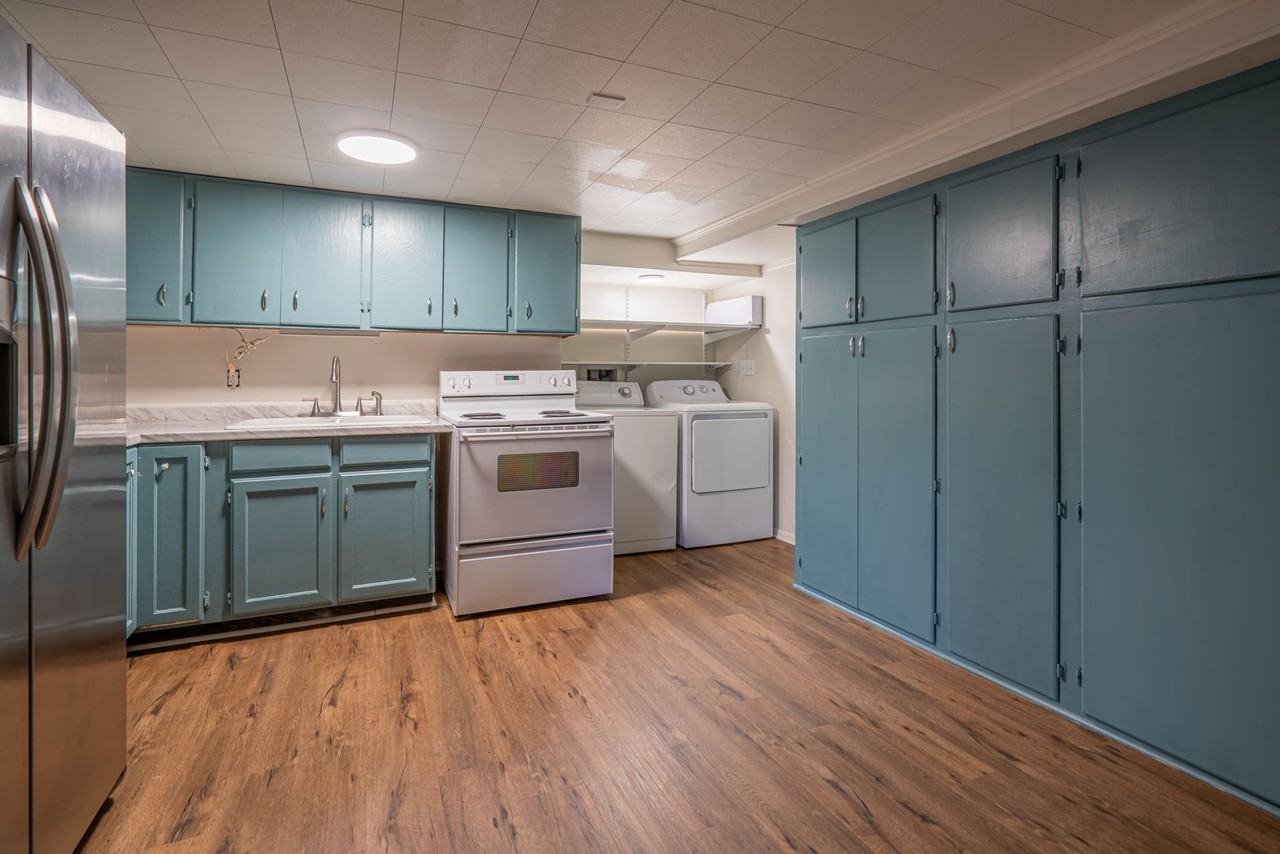 2150 E 3205 S - Photo 5 of 13