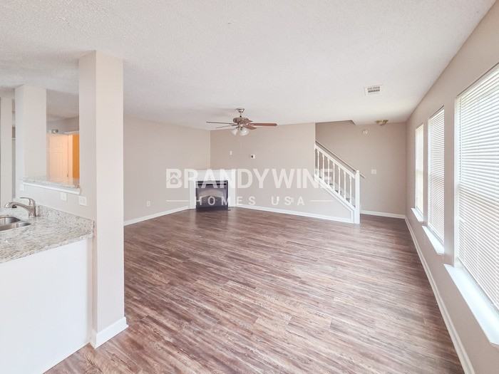 6202 Hickory Lane Cir - Photo 6 of 20