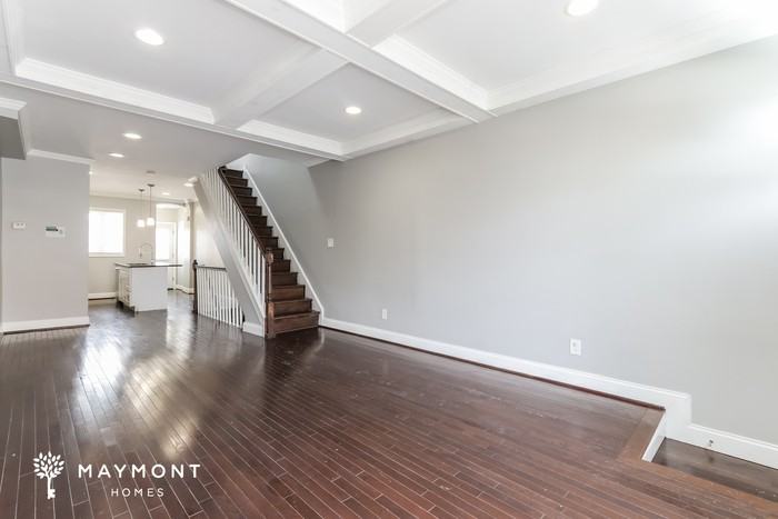 303 S Lehigh St - Photo 2 of 13