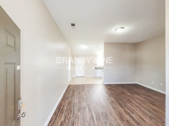 4407 Pecan Creek Cir S - Photo 3 of 28