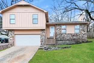 53 Stoneledge Dr - Photo 1 of 1