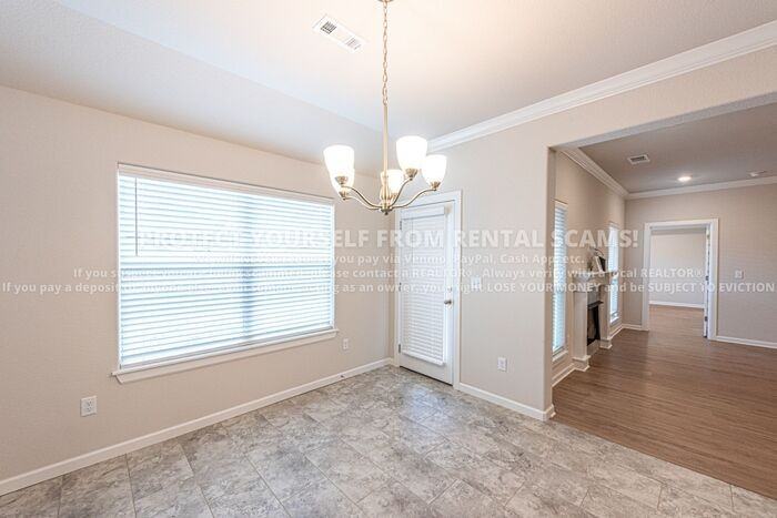 371 W Tyler Rd - Photo 5 of 14