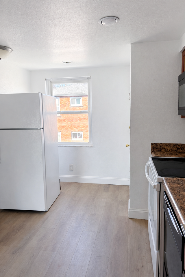 7745 Wild Plum Ave - Photo 3 of 7