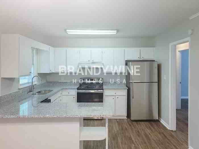 2560 Foxlair Trl - Photo 7 of 25