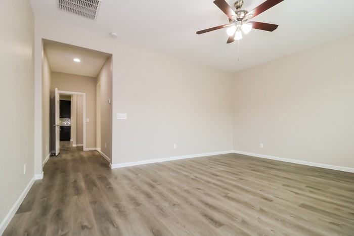 26218 N 121st Ave - Photo 7 of 11