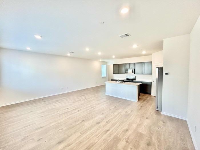 7012 Cottonseed Dr - Photo 4 of 30