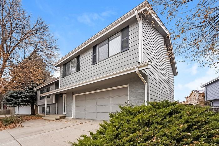 17273 E Kenyon Dr - Photo 6 of 19