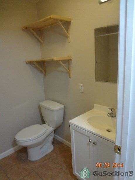 1015 Hollins St #1 - Photo 4 of 7