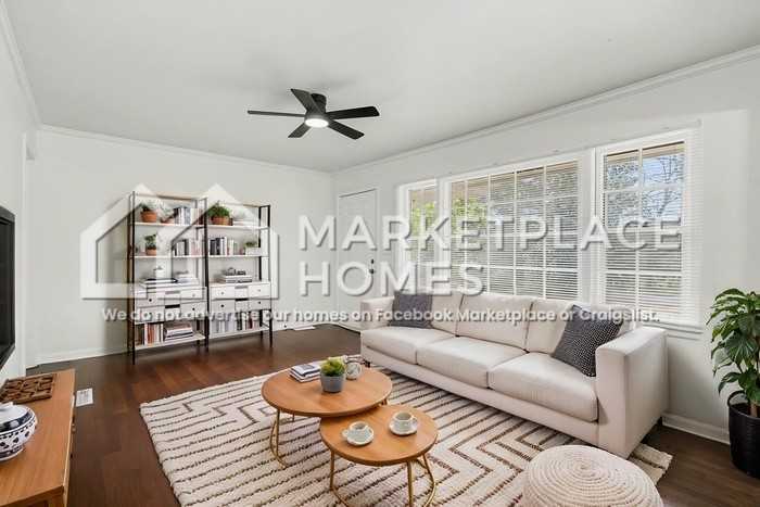 2038 E Lilac Ln - Photo 6 of 23