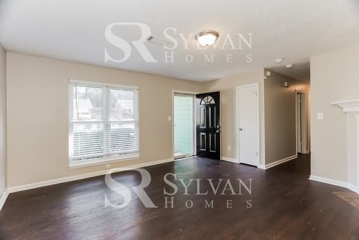 141 Marians Way - Photo 5 of 16