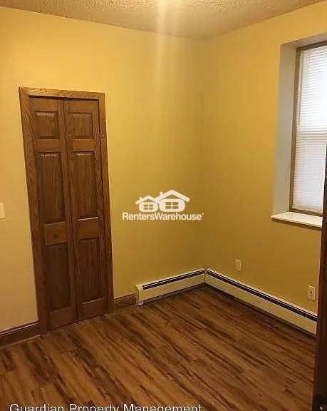 88 Cook Ave W #1 - Photo 6 of 11