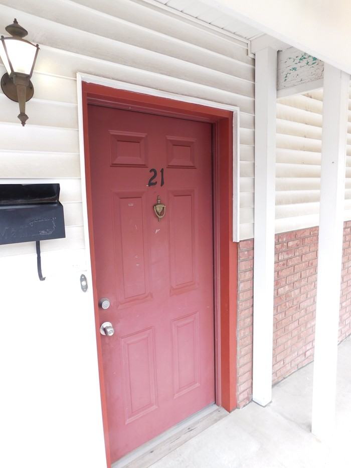 21 W 14th St #2 - Photo 4 of 26