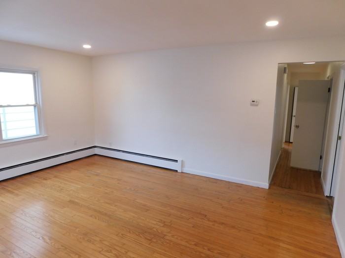 21 W 14th St #2 - Photo 7 of 26