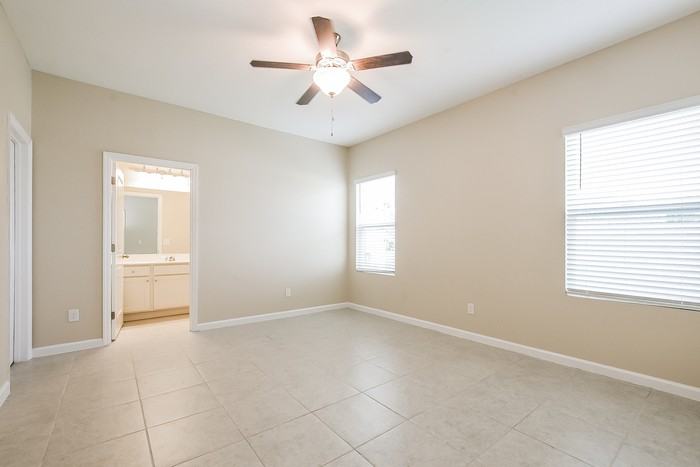 2699 Island Walk Dr - Photo 7 of 16