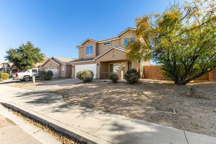 6537 W Magnolia St - Photo 5 of 35