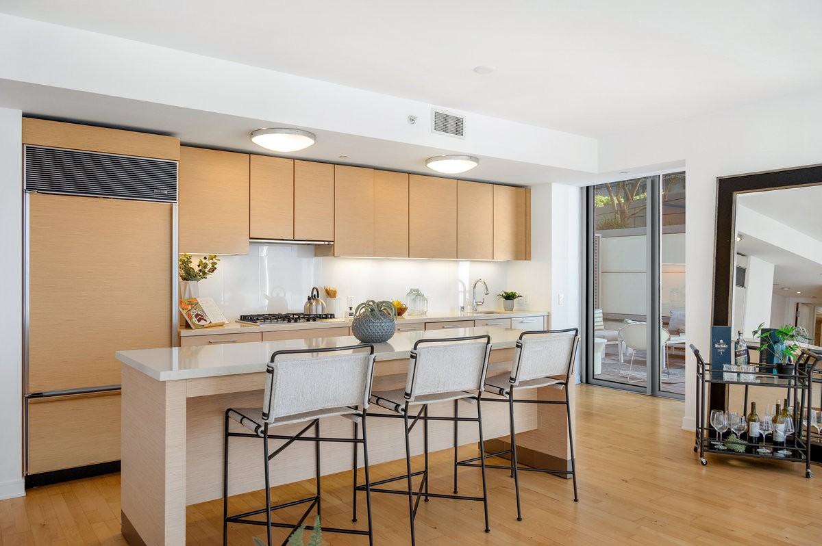 301 Mission Street #14F - Photo 4 of 27