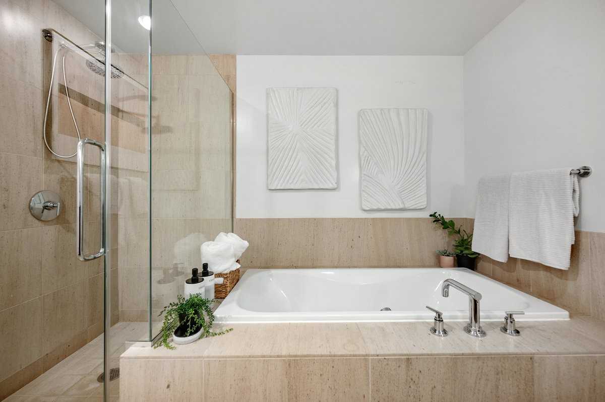 301 Mission Street #14F - Photo 7 of 27