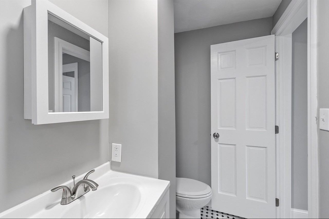 67 Beech St #1 - Photo 6 of 12