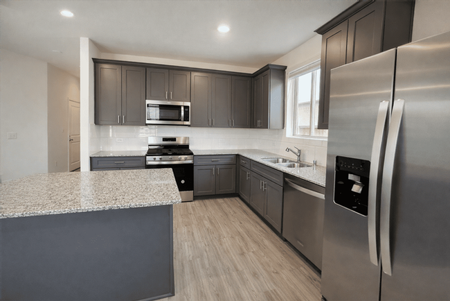 14866 Ash Landing Dr #NA - Photo 3 of 19