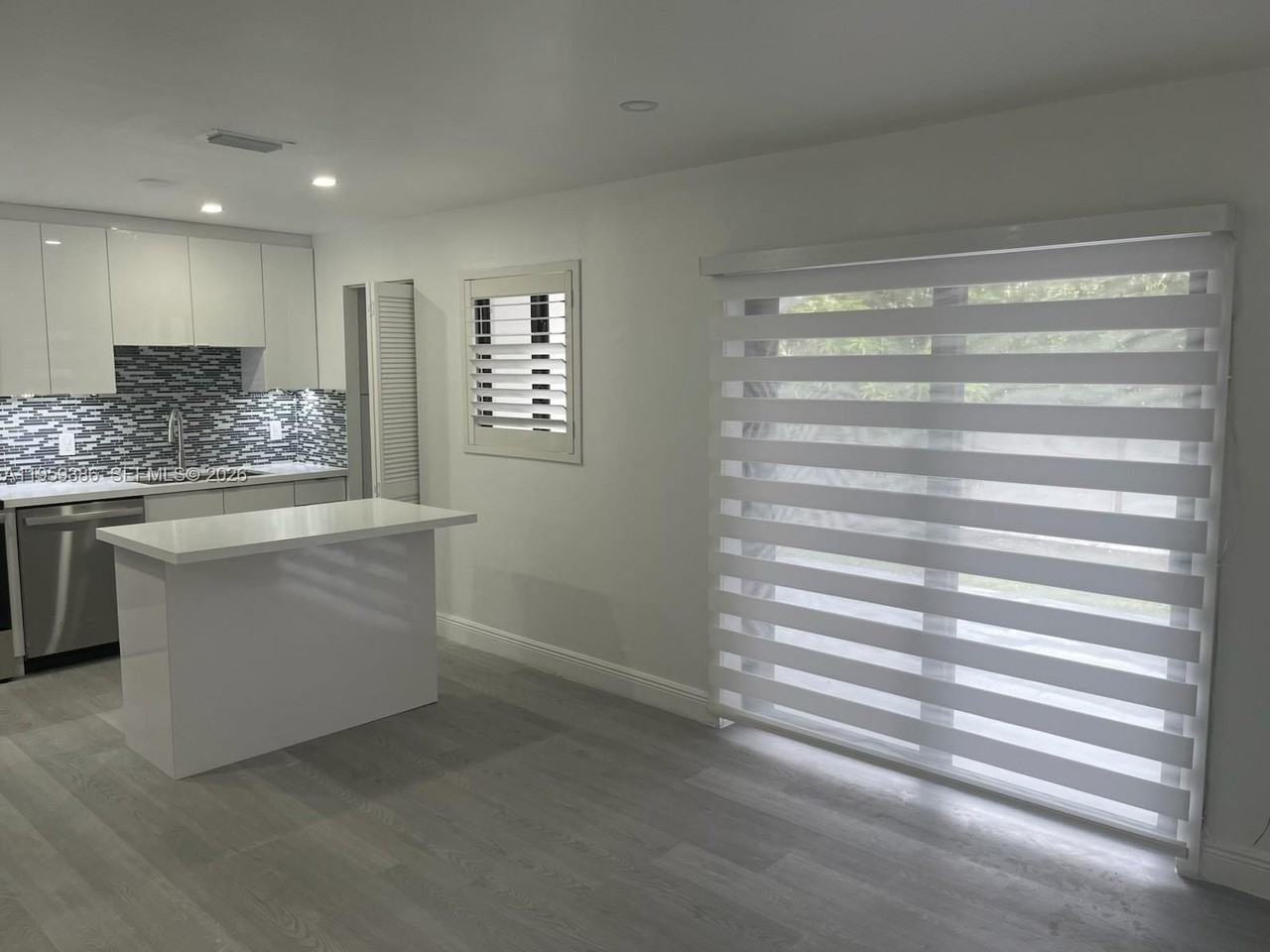 6004 Nw 38th St #NA - Photo 5 of 5
