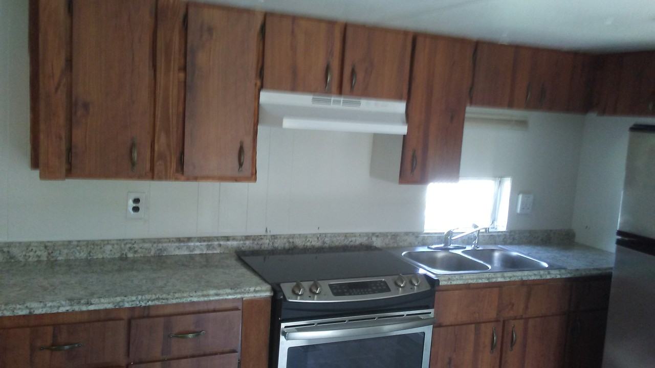 2750 Nw 2nd St #NA - Photo 6 of 12