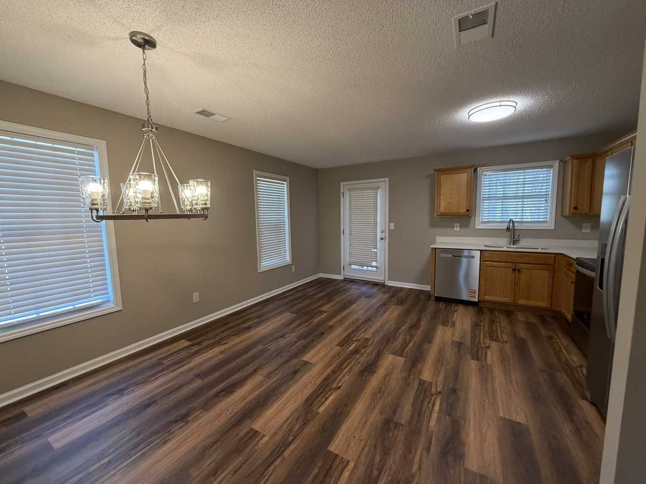 220 Milford Dr #NA - Photo 4 of 14