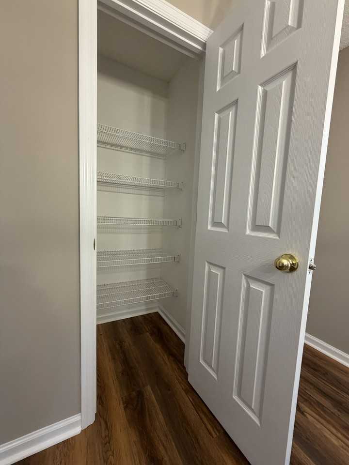 220 Milford Dr #NA - Photo 6 of 14