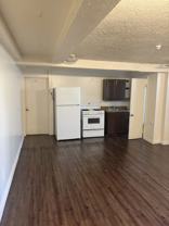 971 Debbe Ln #7 - Photo 1 of 1