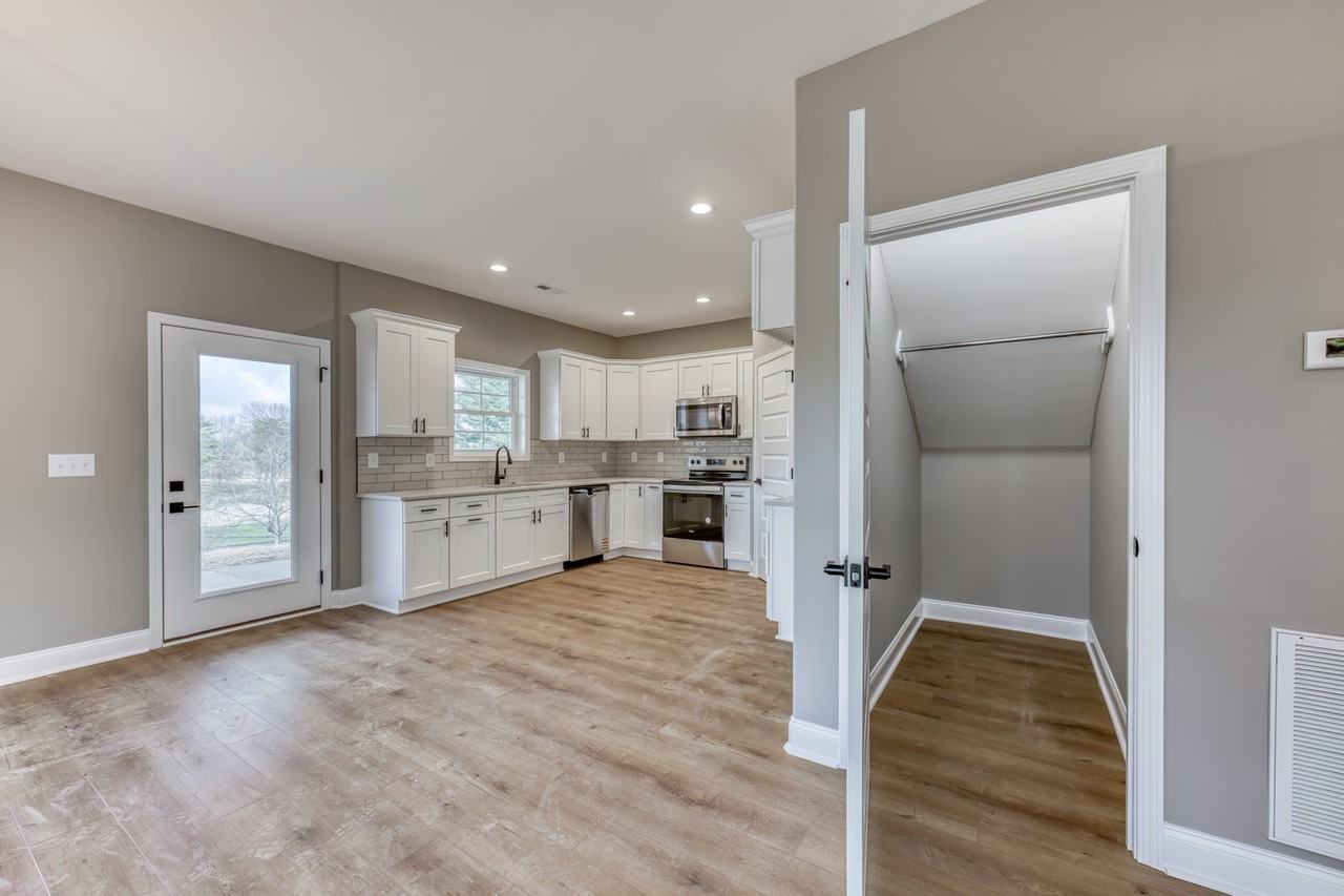 207 Monroe Dr #NA - Photo 7 of 50