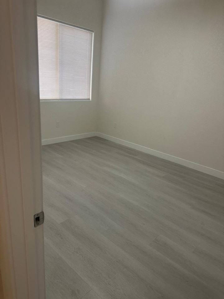 26898 Tyrrell Ave #1016 - Photo 3 of 17