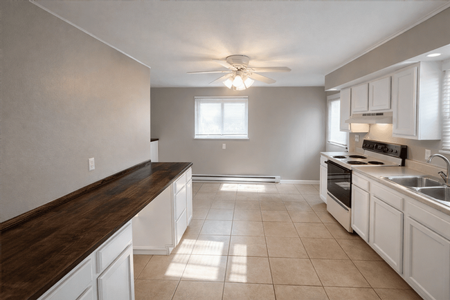 269 King Ave #2 - Photo 2 of 6