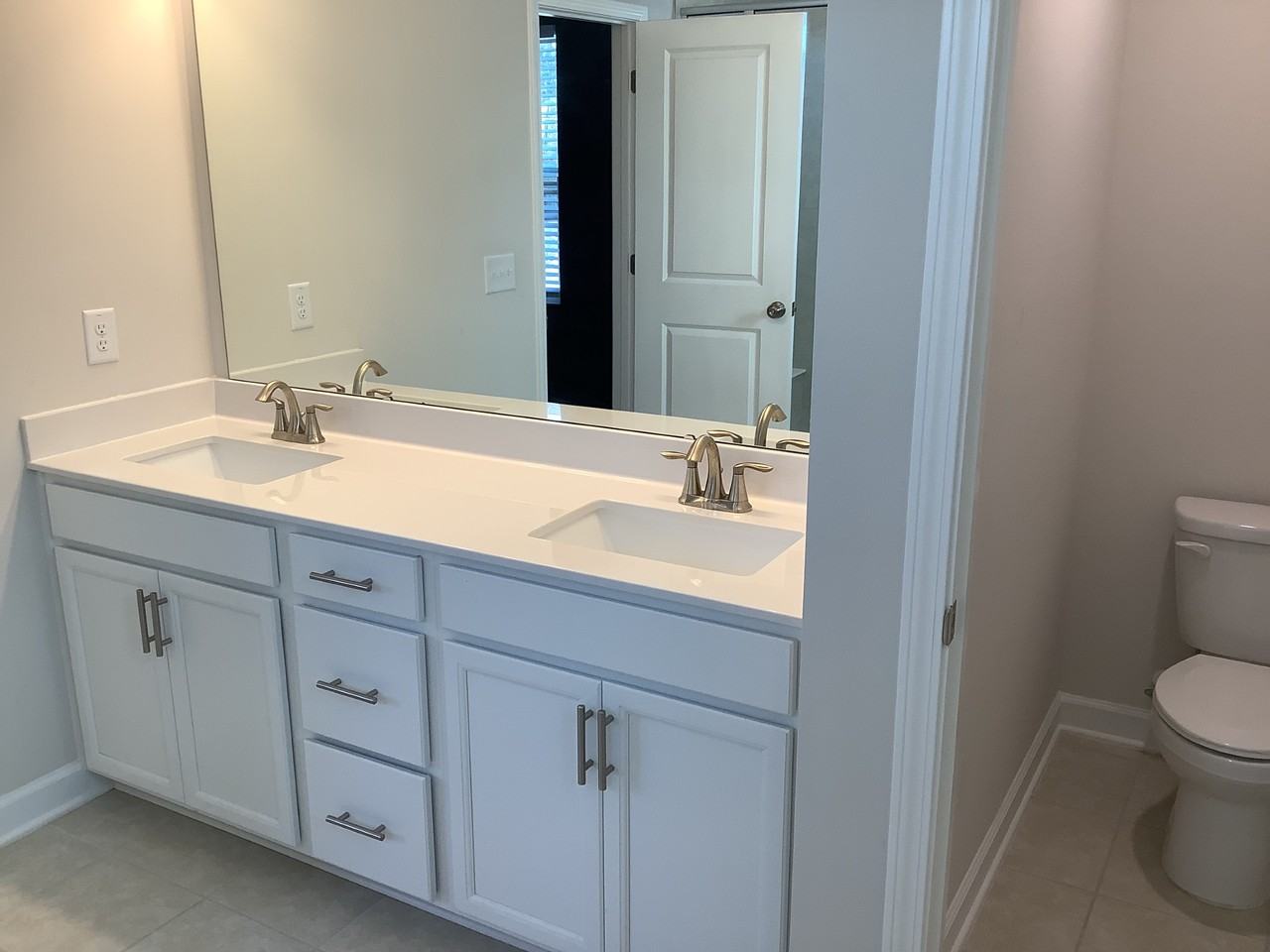 35 Village Edge Dr #NA - Photo 6 of 19