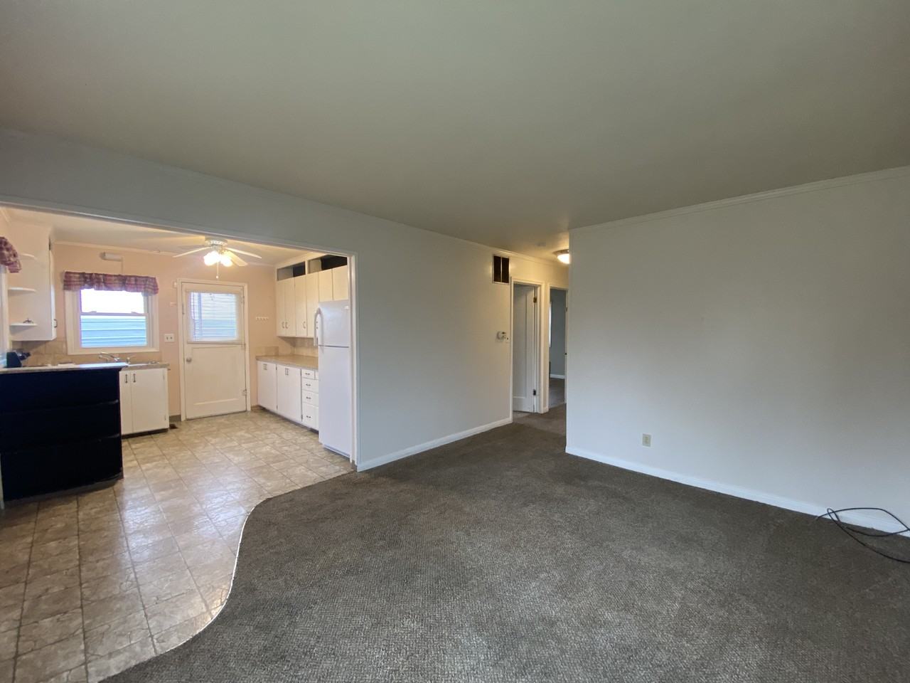 2002 Willow St #NA - Photo 4 of 11