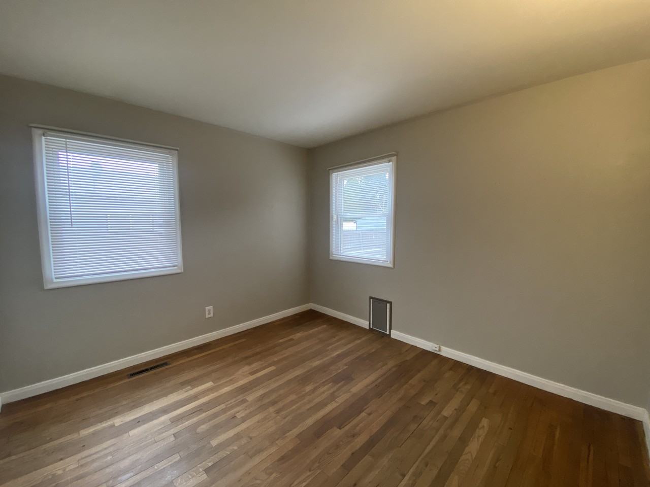 2002 Willow St #NA - Photo 7 of 11