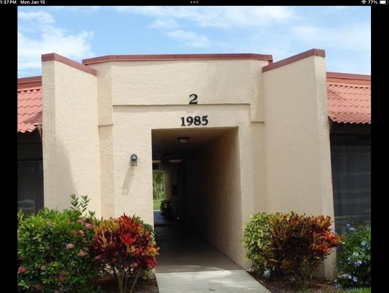 1985 Ne Collins Cir - Photo 6 of 17