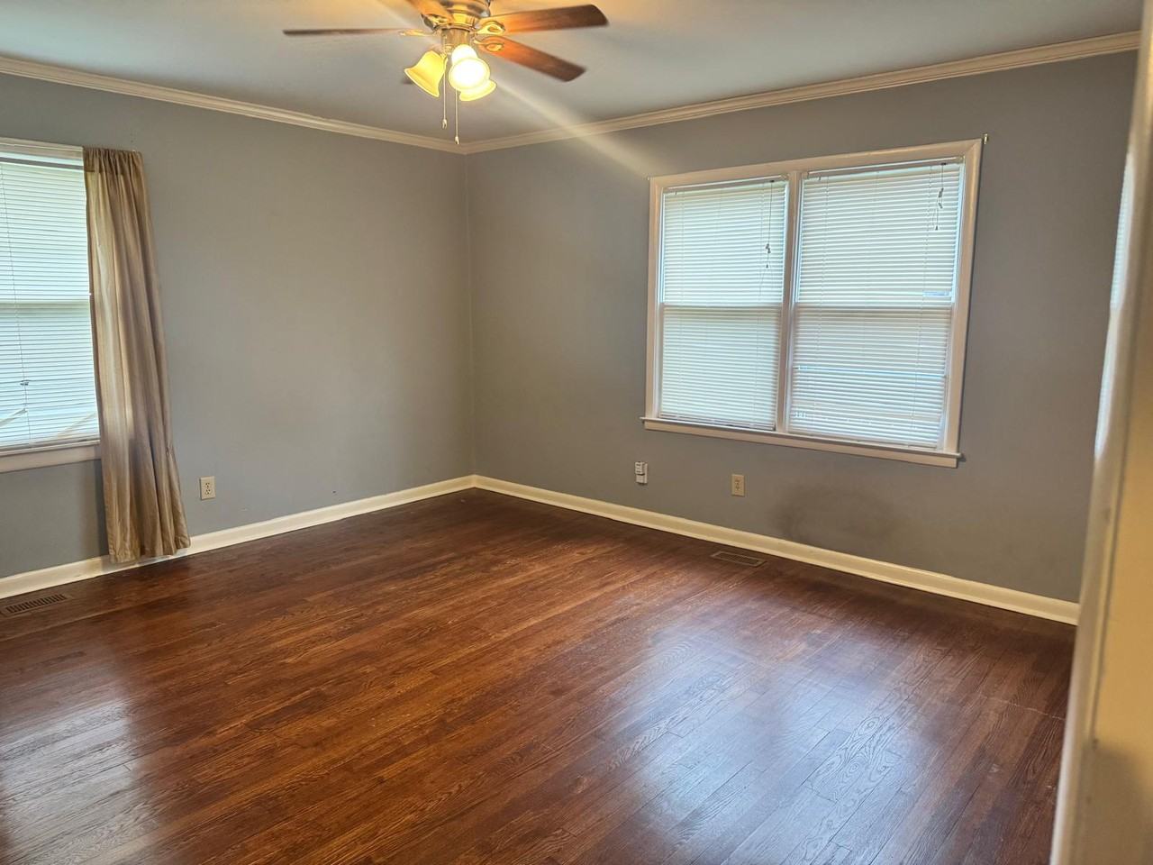 415 Ewing St Nw #NA - Photo 7 of 13