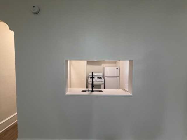 449 E Walnut Ln #1 - Photo 7 of 9