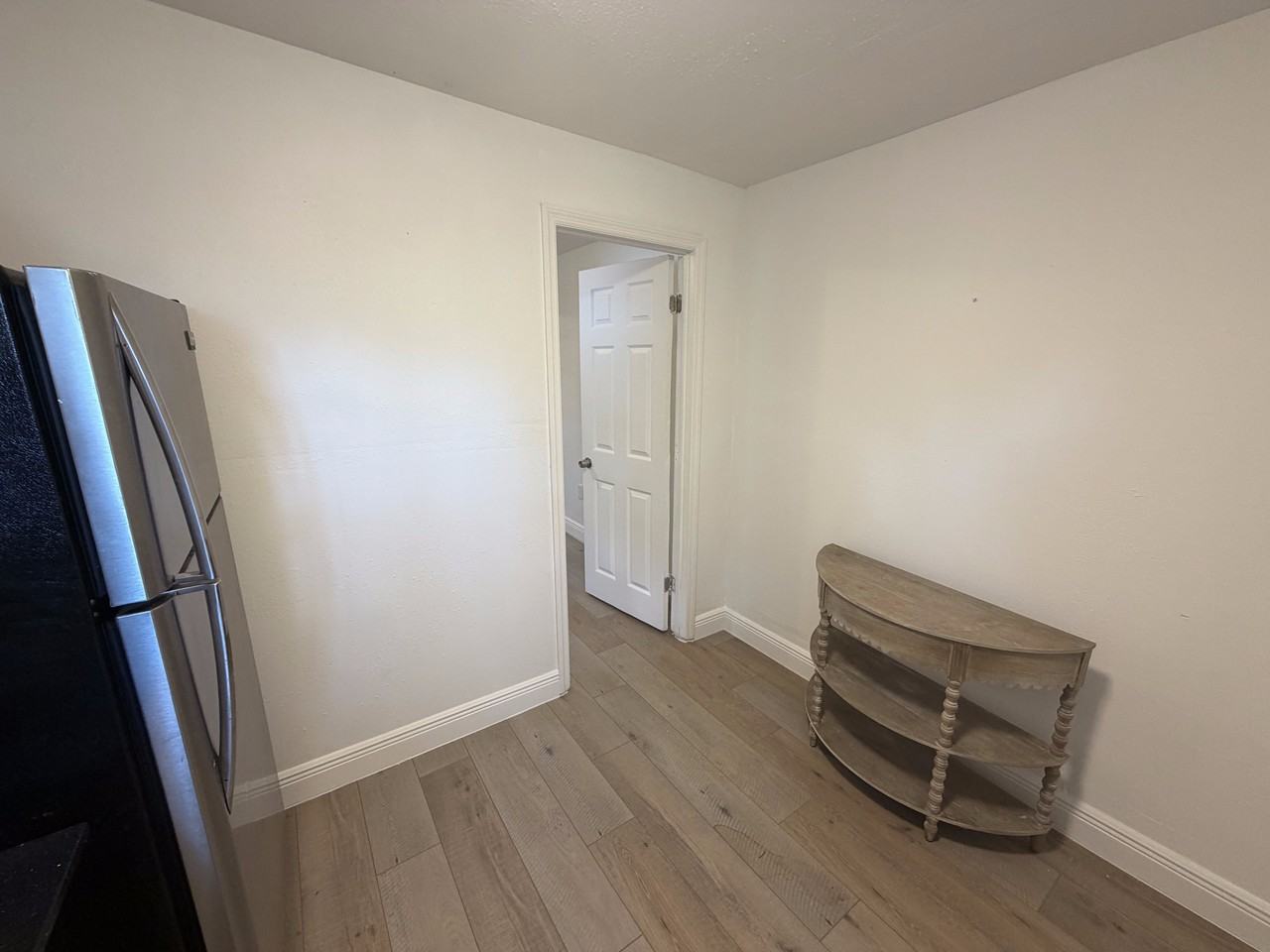 5701 Middlesex Dr #B - Photo 2 of 15