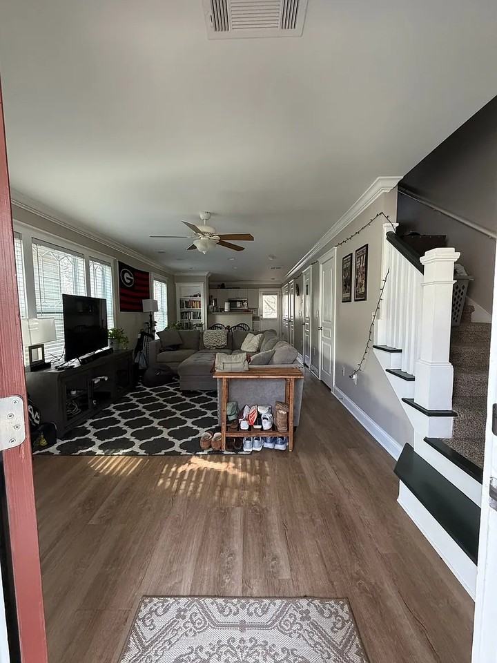 490 Barnett Shoals Rd #718 - Photo 4 of 16