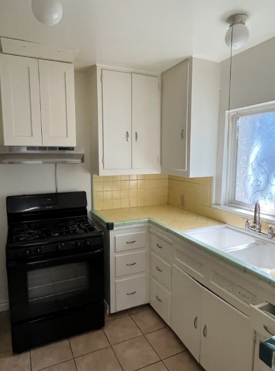 13924 Victory Blvd #NA - Photo 7 of 10