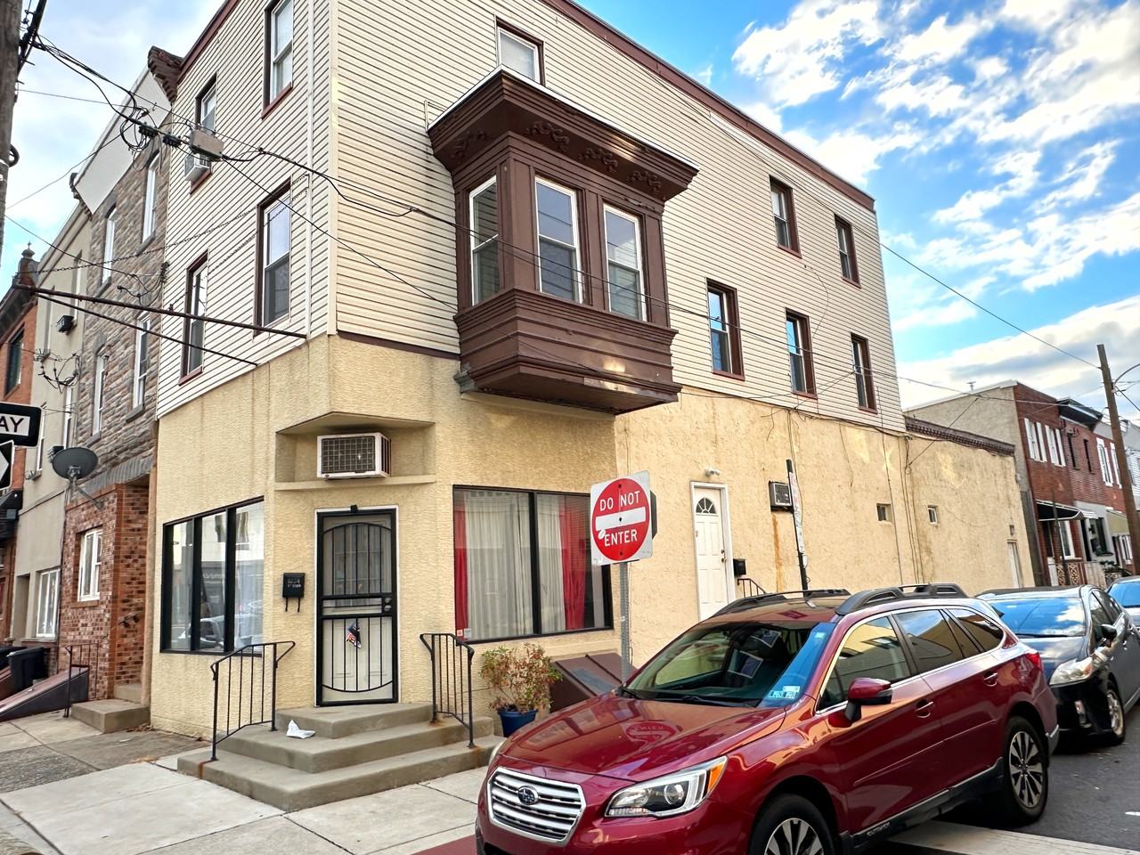 1814 S 13th St #2R - Photo 3 of 34