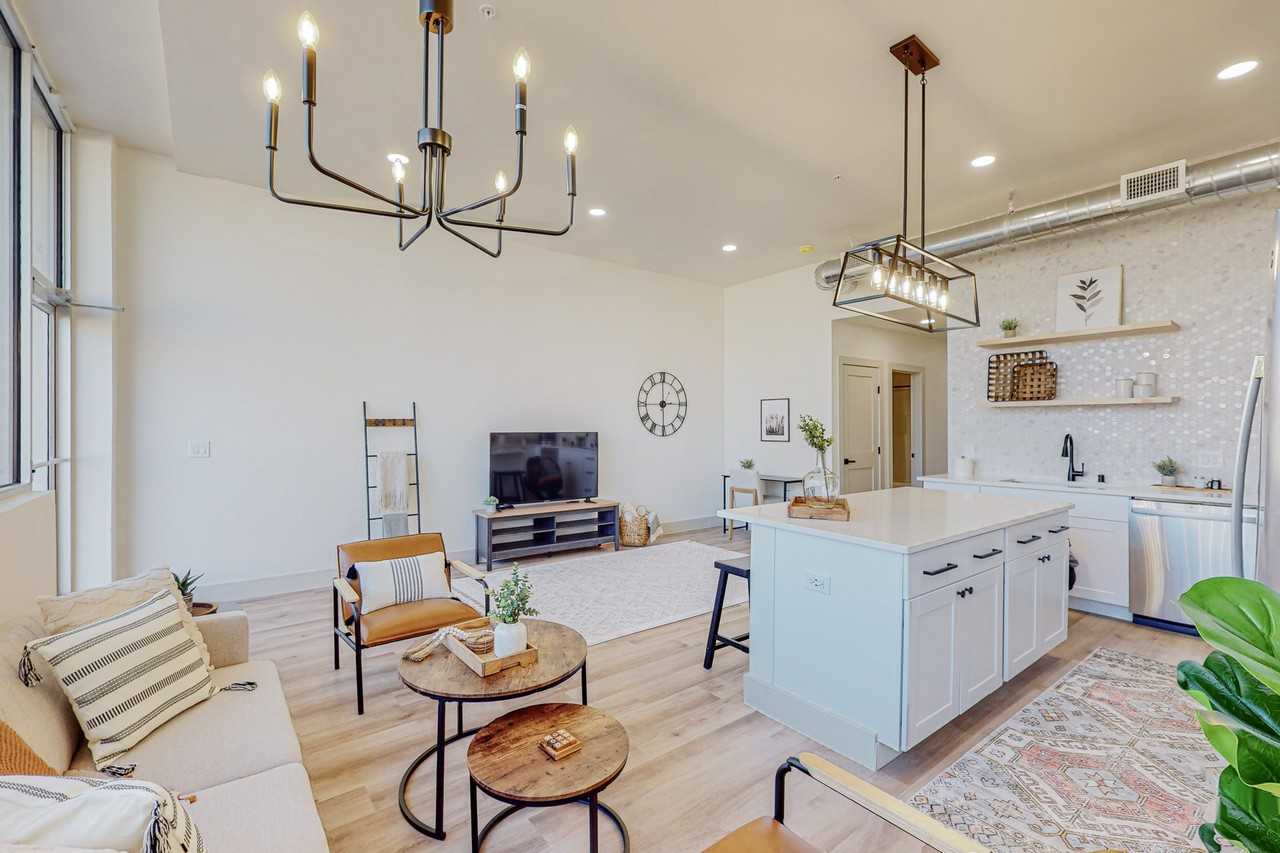 223 Sierra Dr Se #C1 - Photo 3 of 20