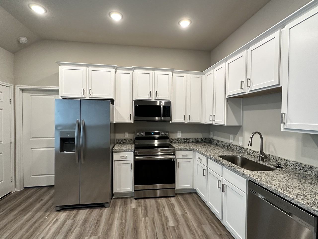 11606 Vistawood St #NA - Photo 2 of 11